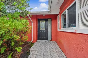 9641 Lakeside Ln, Port Richey, FL 34668 - Photo 9