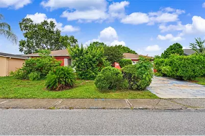 9641 Lakeside Lane, Port Richey, FL 34668 - Photo 1