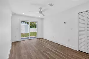 106 Melody Ln, Largo, FL 33771 - Photo 17