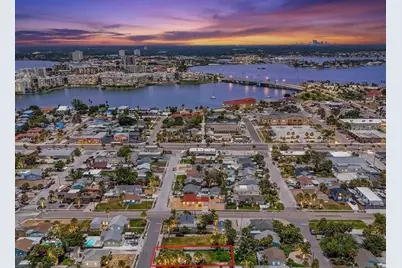 516 78th Avenue, Saint Pete Beach, FL 33706 - Photo 1