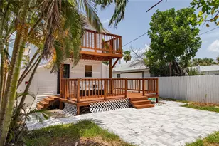 13148 3rd St E, Madeira Beach, FL 33708 - Photo 19