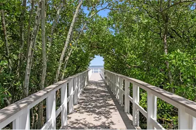 2801 Shore Breeze Drive, Tampa, FL 33611 - Photo 51