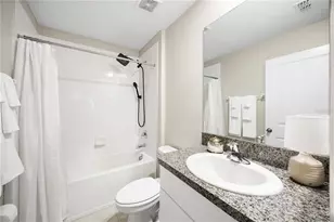 4702 Ron Eddie Pl, Tampa, FL 33619 - Photo 33
