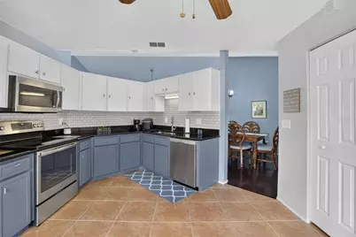15112 Roundup Drive, Tampa, FL 33624 - Photo 15