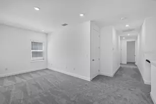 1623 Anson Ln, Zephyrhills, FL 33541 - Photo 29