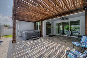 1604 Main St, Valrico, FL 33594 - Photo 9