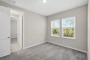 1678 Trailhead Ln, Zephyrhills, FL 33541 - Photo 11