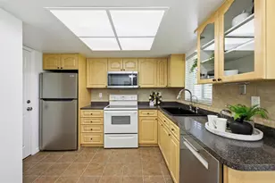 10600 41st Ct N, Clearwater, FL 33762 - Photo 13