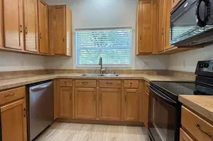 4530 Amberly Oaks Ct, Tampa, FL 33614 - Photo 17