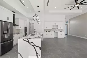 109 SW 37th Pl Pl, Cape Coral, FL 33991 - Photo 15