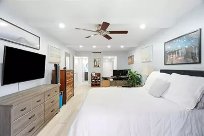 17920 Gulf Boulevard #1502, Saint Petersburg, FL 33708 - Photo 21