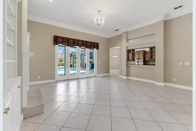 6023 Kestrel Point Avenue, Lithia, FL 33547 - Photo 9