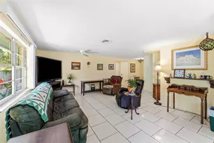 12614 Logan Pl, Tampa, FL 33625 - Photo 15