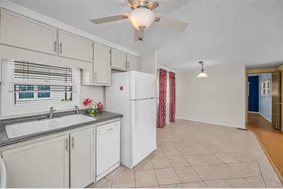 10539 Tahitian Lane #112, Largo, FL 33773 - Photo 21