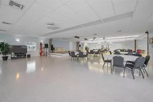 10539 Tahitian Ln, Largo, FL 33773 - Photo 17