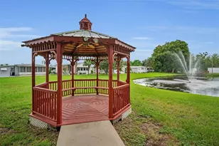 10539 Tahitian Ln, Largo, FL 33773 - Photo 51