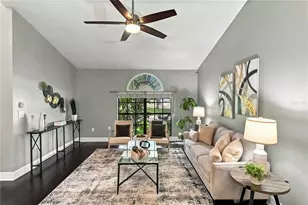 2704 Buckhorn Oaks Dr, Valrico, FL 33594 - Photo 5