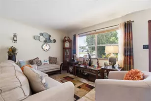 701 58th Ave S, Saint Petersburg, FL 33705 - Photo 9