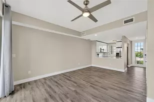 3266 Mangrove Point Dr, Ruskin, FL 33570 - Photo 19