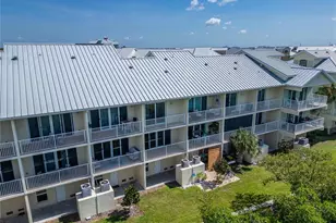 3266 Mangrove Point Dr, Ruskin, FL 33570 - Photo 81