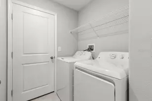 7110 Amelia Cove Ct, Sun City Center, FL 33573 - Photo 19