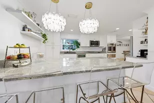 407 Harbor View Ln, Largo, FL 33770 - Photo 9