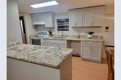 5823 Barry Lane, Tampa, FL 33634 - Photo 7
