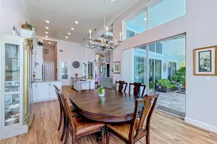 838 SW Kings Bay Dr, Crystal River, FL 34429 - Photo 17
