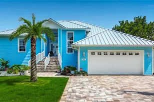 838 SW Kings Bay Dr, Crystal River, FL 34429 - Photo 5