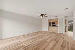 7906 Tangerine Dr, Tampa, FL 33637 - Photo 5