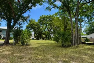 2751 3rd Ave S, Saint Petersburg, FL 33712 - Photo 1