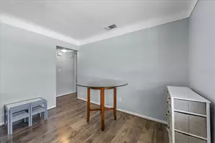 5399 24th Terrace N, Saint Petersburg, FL 33710 - Photo 5