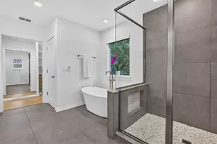 5818 1/2 S 6th St, Tampa, FL 33611 - Photo 25