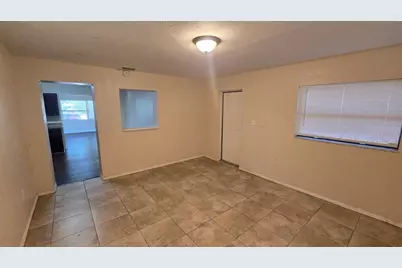 14857 Sunset Street, Clearwater, FL 33760 - Photo 5