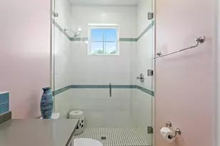 220 N Harbor Dr, Holmes Beach, FL 34217 - Photo 27