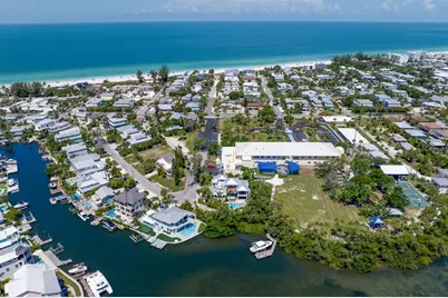 220 N Harbor Drive, Holmes Beach, FL 34217 - Photo 57