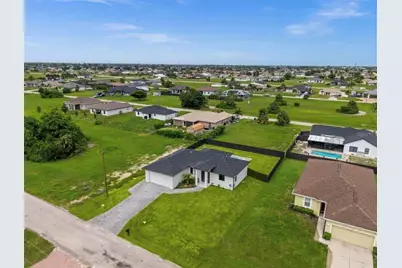 409 NW 25th Place, Cape Coral, FL 33993 - Photo 37
