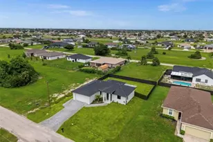 409 NW 25th Pl, Cape Coral, FL 33993 - Photo 37