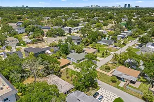 4635 W Bay Villa Ave, Tampa, FL 33611 - Photo 7