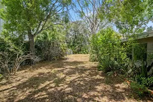 4635 W Bay Villa Ave, Tampa, FL 33611 - Photo 9