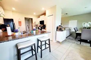 7026 Samuel Ivy Dr, Tampa, FL 33619 - Photo 11