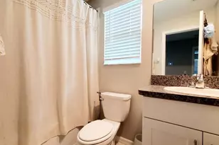 7026 Samuel Ivy Dr, Tampa, FL 33619 - Photo 29