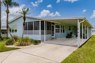 37716 Newport Dr, Zephyrhills, FL 33542 - Photo 1