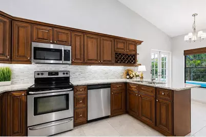 785 Centerwood Drive, Tarpon Springs, FL 34688 - Photo 17