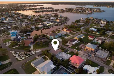 15814 3rd Street E, Redington Beach, FL 33708 - Photo 25