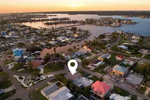 15814 3rd St E, Redington Beach, FL 33708 - Photo 25