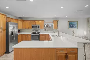 450 Cypress Creek Cir, Oldsmar, FL 34677 - Photo 15