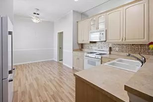 794 Wolf Creek St, Clermont, FL 34711 - Photo 15