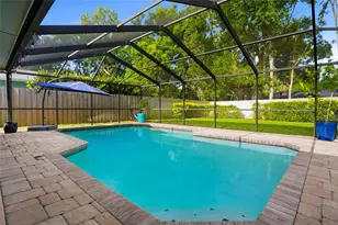 15908 Hampton Village Dr, Tampa, FL 33618 - Photo 35