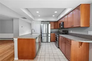 15908 Hampton Village Dr, Tampa, FL 33618 - Photo 23